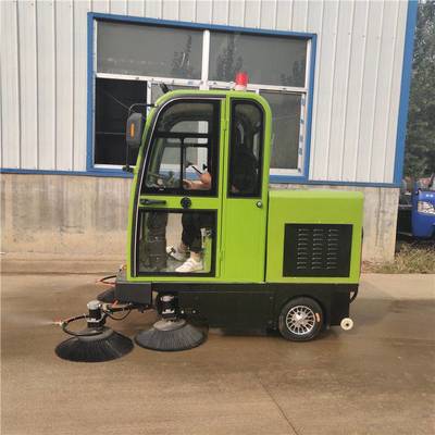 鴻宇純電動(dòng)掃路車(chē) 高效環(huán)保的校園清潔解決方案